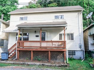 58 Kuntz St, Natrona Heights, PA 15065
