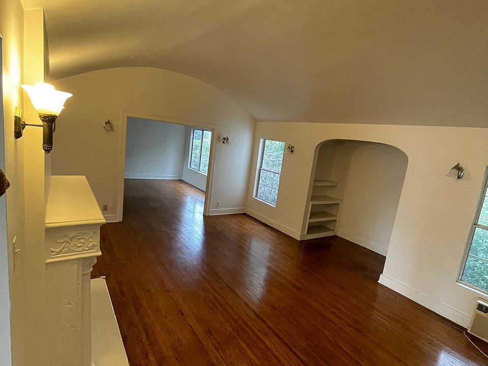1st image of 2974 Bellevue Ave #2974