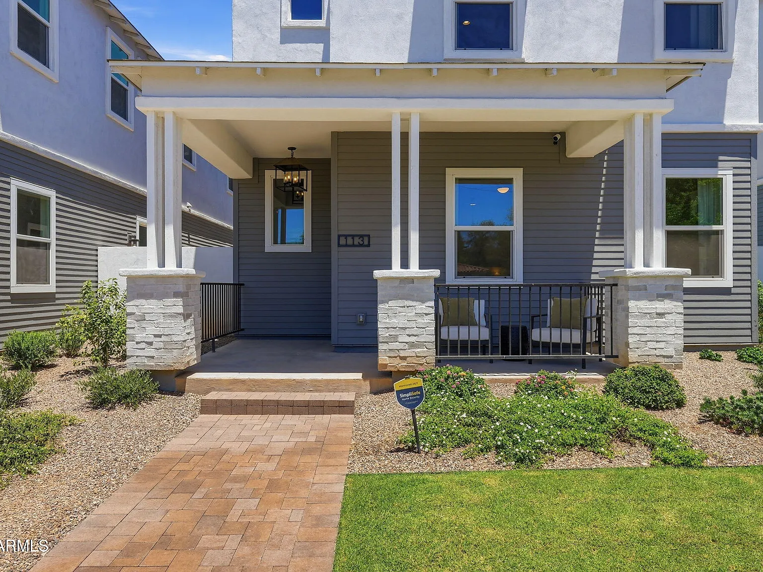 3 bed, 2.5 bath, 1901 sqft, $3,750 — Photo 1