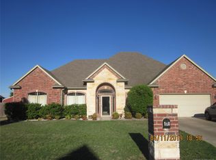 1114 Colt Dr, Durant, OK 74701