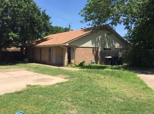 1417 Gramma Ct, College Station, TX 77845