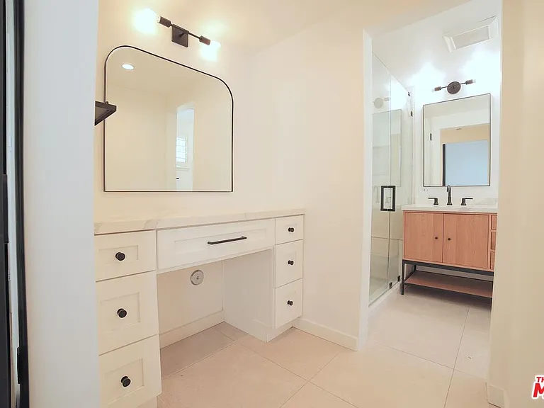 125 Montana Ave #101 — Photo 7