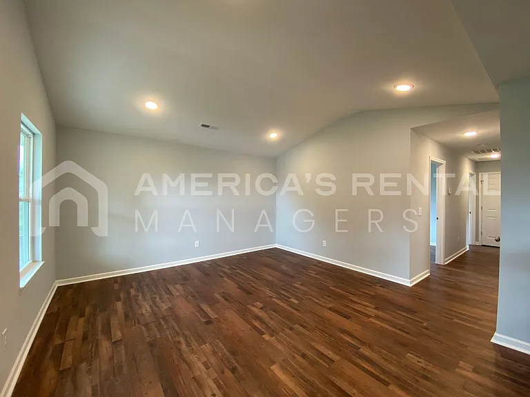 445 County Road 349 — Photo 5