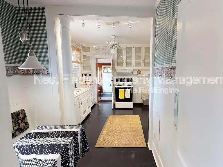 2044 Forbes St — Photo 9