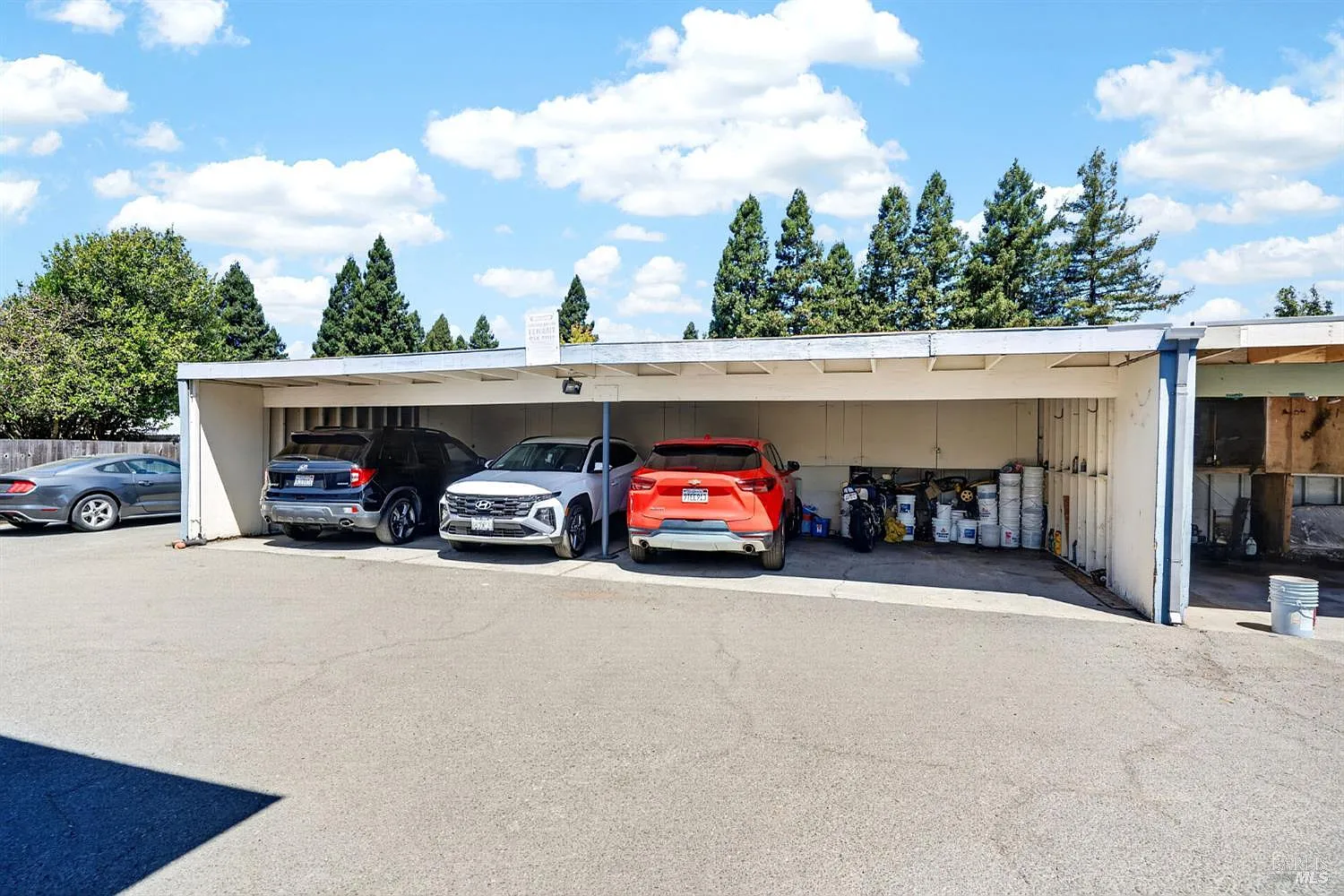 1325 Edwards Avenue - Photo 3