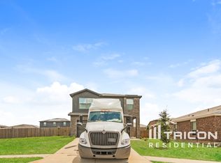 630 Delta Downs Dr, Seagoville, TX 75159