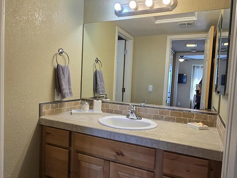 6651 N Campbell Ave #240 — Photo 3