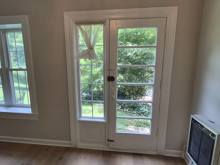 1719 Preston Rd — Photo 5