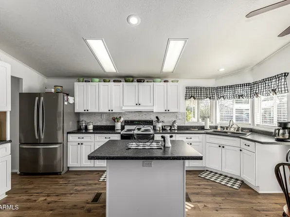 2400 E BASELINE Avenue #79, Apache Junction, AZ 85119