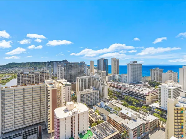445 Seaside Ave APT 3511, Honolulu, HI 96815