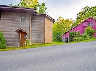 2516 Scout House Rd, Slatington, PA 18080