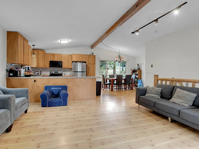 9209 William Cody Dr — Photo 16