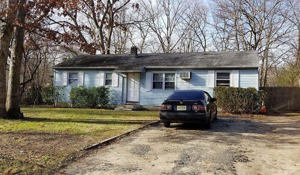1st image of 1408 Eisenhower St