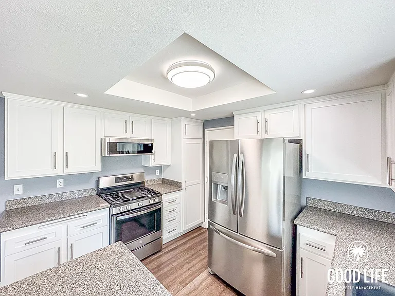 5516 E Vista Del Este — Photo 1