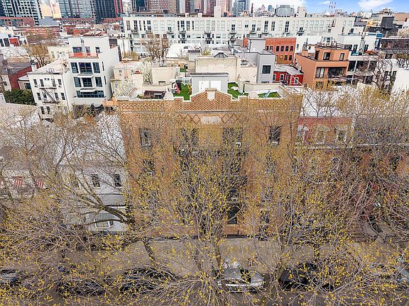 4th image of 93 India St
