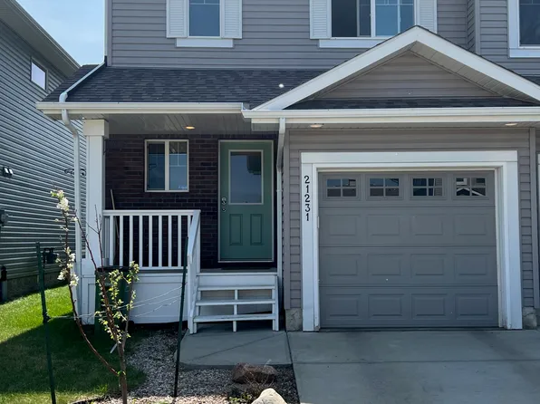 21231 46th Ave NW, Edmonton, AB T6M 0G8