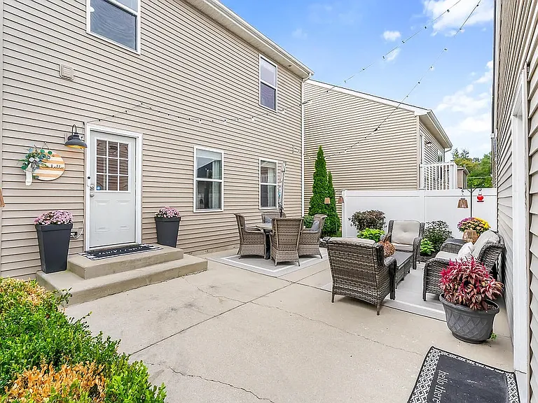 2725 W 127th Ln — Photo 16