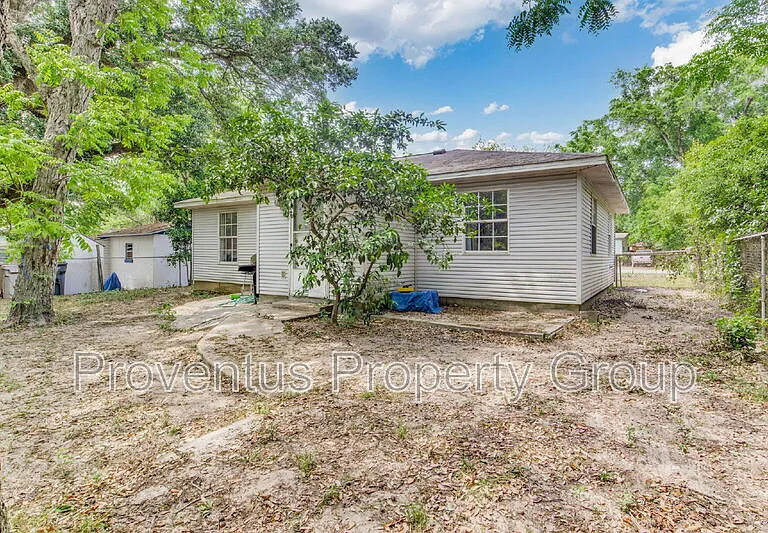 1261 Basin St — Photo 40