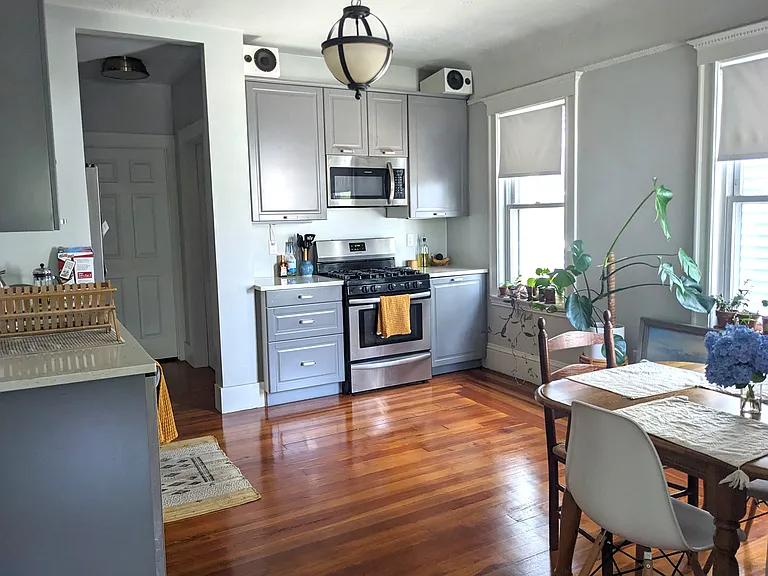 750 Broadway #1 — Photo 16