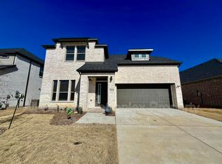 1904 Edgewater St, Celina, TX 75009