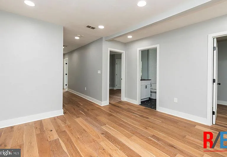 4100 Queensbury Rd #1 — Photo 22