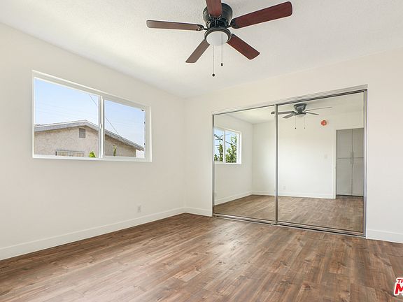 4th image of 1212 W 107th St APT 7