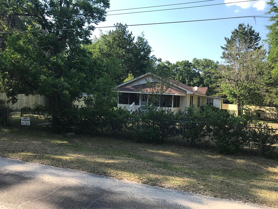 1st image of 736 Lewis Blvd S