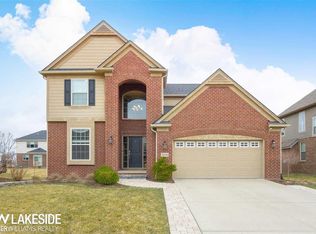 50540 Rockingham Dr, Canton, MI 48188