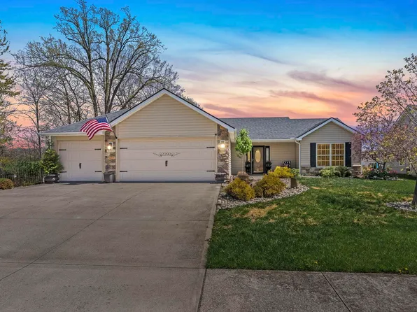 2292 Henry V Xing, Fort Wayne, IN 46818