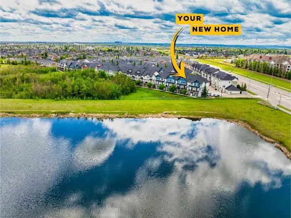 88 SW New Brighton Point SE, Calgary, AB T2Z 1B8