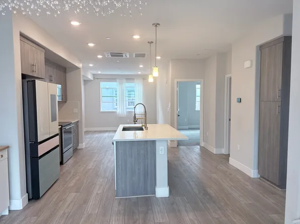 556 Yale Way, San Jose, CA 95117