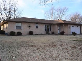 1014 Nottingham Rd, Enid, OK 73703