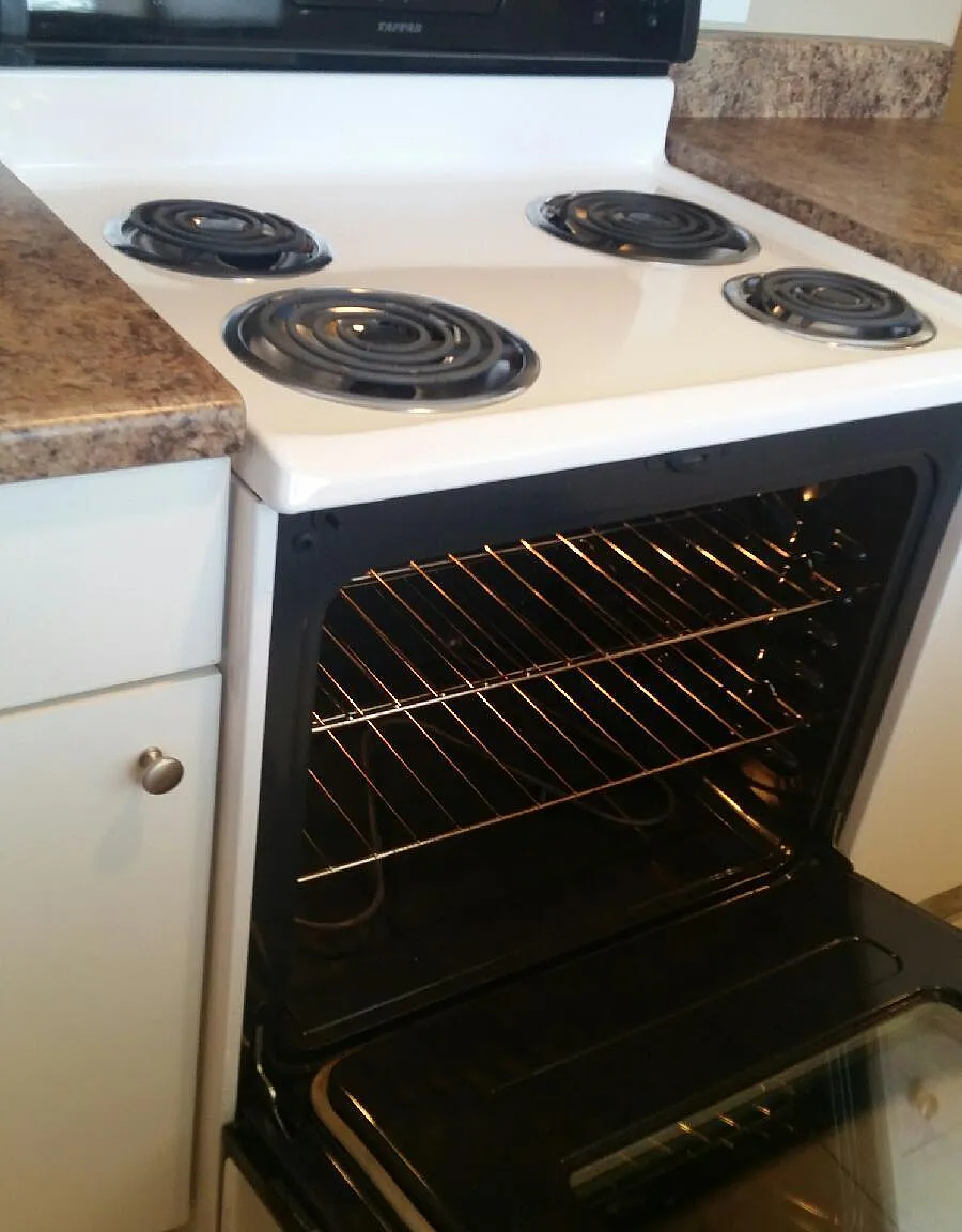 2 bed, 900 sqft, $1,200 — Photo 4