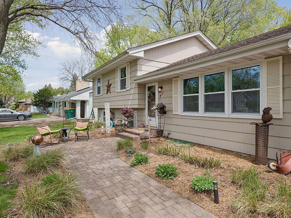 8717 Oxborough Ave S, Bloomington, MN 55437 | Zillow