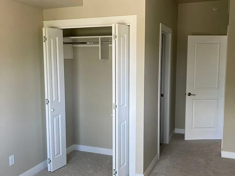 2606 Apache Court Suites 101 4 #201-301 — Photo 27