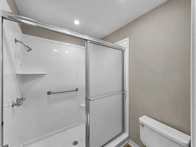 1620 Wellington Pl #303 — Photo 23