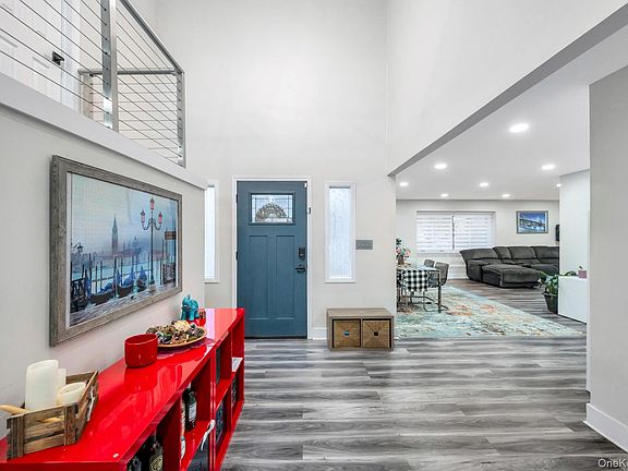 3rd image of 15 Drake Avenue