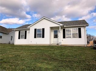 9925 Short Dr, Windham, OH 44288