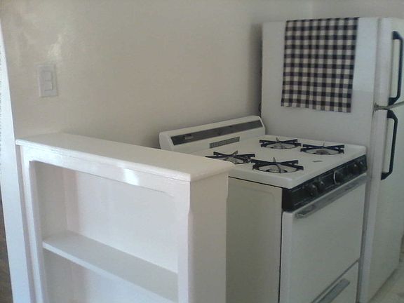 3rd image of 11967 Iowa Ave APT 2