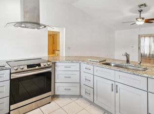 794 Barclay Ter, Lake Wales, FL 33853