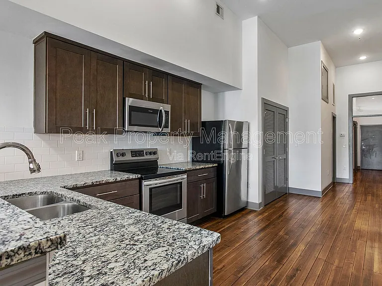 1209 Hull St #203 — Photo 2