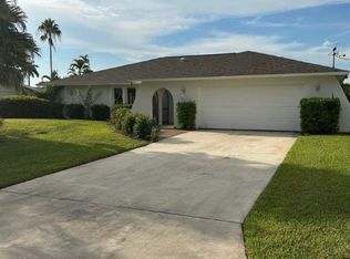 6275 Plumosa Ave, Fort Myers, FL 33908