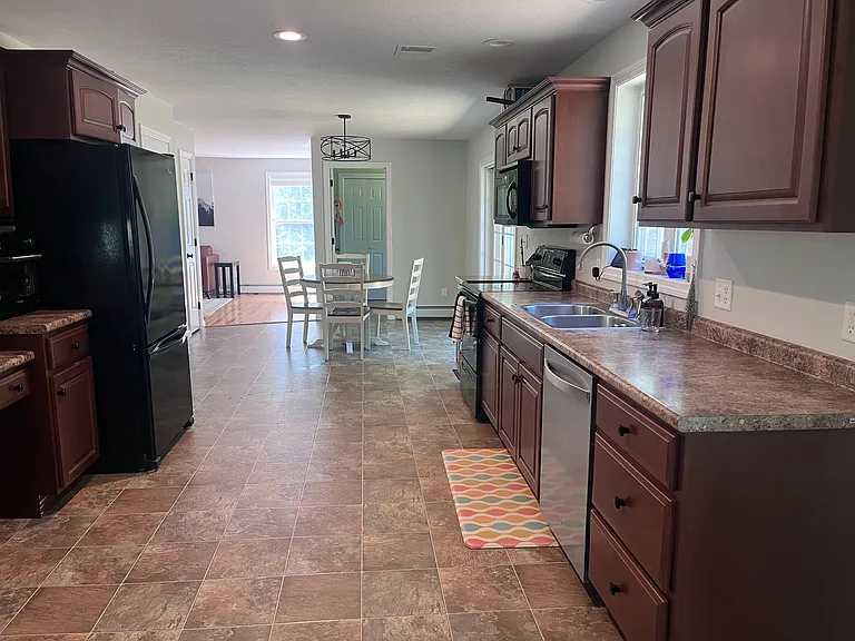 73 Harmony Rd — Photo 14