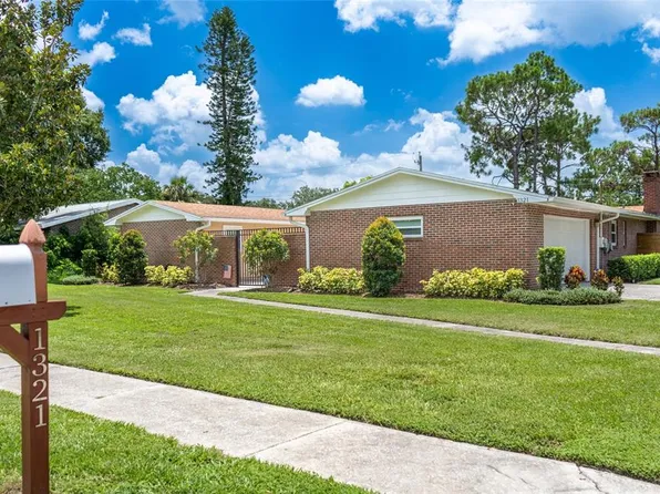 1321 Lake Miriam Dr, Lakeland, FL 33813