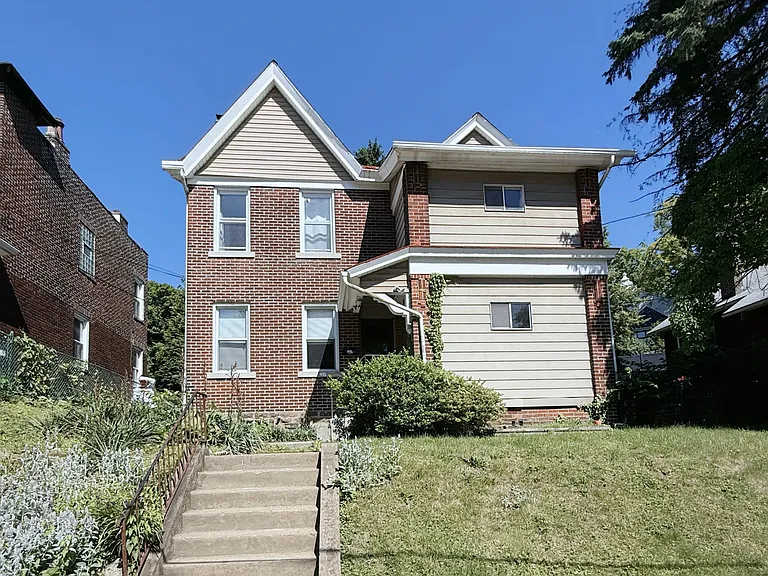 496 Gettysburg St #1 — Photo 1