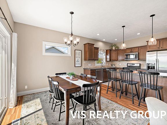 5th image of 3914 Kentucky Ln