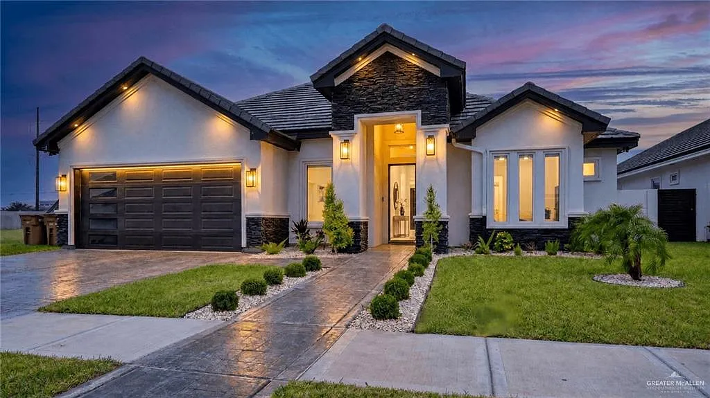 4 bed, 7.0 bath, 2635 sqft, $4,750 — Photo 2