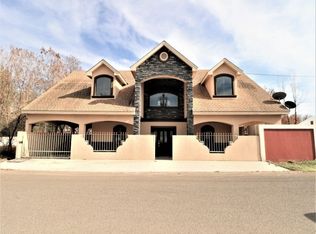 810 Villa Ave, Zapata, TX 78076