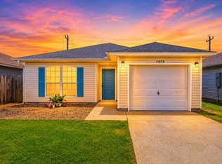 7674 Chablis Cir, Navarre, FL 32566