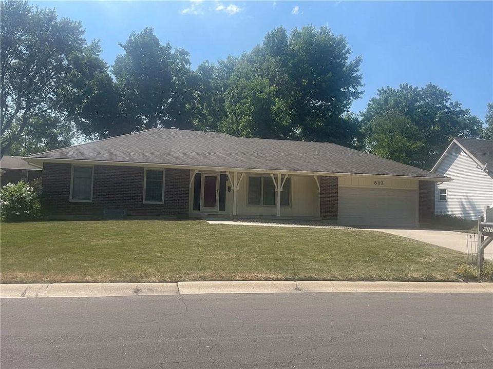1st image of 817 NW 13th St